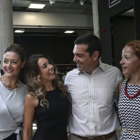 Σαρώνει ο Τσίπρας στις γυναίκες.Μισή μονάδα η διαφορά με τη&nbsp;ΝΔ!