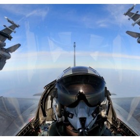 ΣΤΗ ΦΩΛΙΑ ΤΩΝ «ΓΕΡΑΚΙΩΝ» ΠΟΥ ΠΕΡΙΠΟΛΟΥΝ ΤΟ ΑΙΓΑΙΟ: ΔΕΙΤΕ ΜΙΑ ΜΕΡΑ ΕΝΤΑΣΗΣ ΣΤΗΝ 110 ΠΤΕΡΥΓΑ ΜΑΧΗΣ ΤΗΣ ΛΑΡΙΣΑΣ&nbsp;(VIDEO)