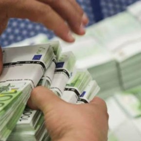 ΕΠΙΑΣΑΝ ΜΟΝΟ ΤΟΥΣ ΨΙΛΙΚΑΤΖΗΔΕΣ&nbsp;!!!