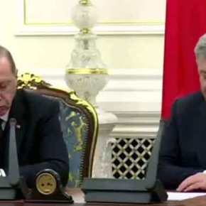 Σοκ στην Τουρκία: Ο Ερντογάν σε άθλια κατάσταση καταρρέει ενώ ο Ποροσένκο μιλάει –&nbsp;Βίντεο