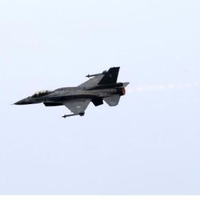 28η Οκτωβρίου: Συγκλόνισε ο πιλότος του F-16: «Οι ήρωες πολεμούν σαν Έλληνες» –&nbsp;ΒΙΝΤΕΟ
