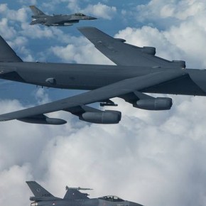 ΒΓΑΖΟΥΝ… ΠΑΓΑΝΙΑ ΤΑ ΒΟΜΒΑΡΔΙΣΤΙΚΑ Β-52 ΕΠΙ 24ΩΡΟΥ ΒΑΣΕΩΣ ΟΙ&nbsp;ΑΜΕΡΙΚΑΝΟΙ!
