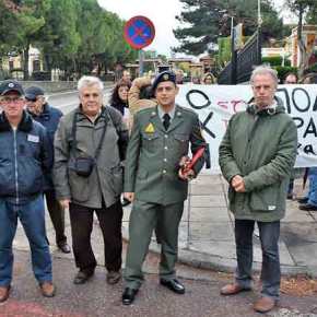 ΠΕΡΝΑΝΕ ΑΡΧΙΛΟΧΙΑ ΑΠΟ ΣΤΡΑΤΟΔΙΚΕΙΟ ΓΙΑΤΙ ΑΡΝΗΘΗΚΕ ΝΑ ΔΟΥΛΕΨΕΙ ΣΕ… HOTSPOT!&nbsp;(βίντεο)