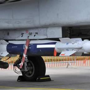 Η Σαουδική Αραβία αγοράζει «έξυπνες» βόμβες αξίας 7 δισ. δολαρίων από αμερικανικές&nbsp;εταιρείες