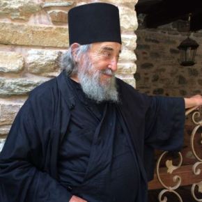 Γέροντας Γρηγόριος Αγιορείτης: «Τα κόμματα είναι σαν τα λουλούδια του&nbsp;διαβόλου»