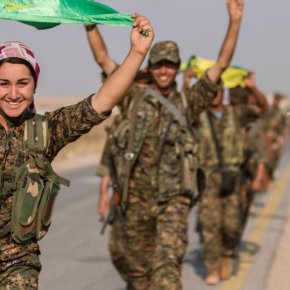 Συμμαχία Κούρδων με την Δαμασκό μετά το «φλερτ» ΗΠΑ-Τουρκίας και την «προδοσία» από την Ουάσιγκτον (φωτό,&nbsp;βίντεο)