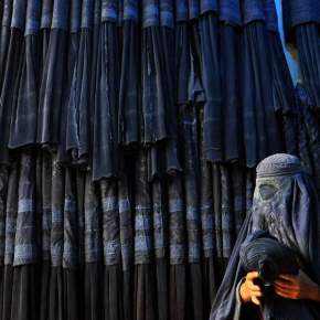 400 ευρώ τον μήνα για να φοράει&nbsp;μπούργκα