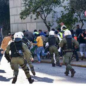 Άγριο ξύλο μεταξύ οπαδών του ΠΑΟΚ και Πακιστανών στο κέντρο της Αθήνας (εικόνες,&nbsp;βίντεο)