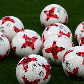 ΓΙΑ ΤΟ ΠΑΓΚΟΣΜΙΟ ΚΥΠΕΛΛΟ ΚΛΩΤΣΟΥΝ MIA ΜΠΑΛΑ… ΓΕΜΑΤΗ&nbsp;ΣΤΑΥΡΟΥΣ!