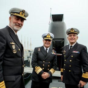 Ηχηρό μήνυμα του Αρχηγού ΓΕΝ στον Τούρκο ομόλογό του: «Η Ελλάδα φυλάει τα σύνορα της Ευρώπης»&nbsp;(Photos)