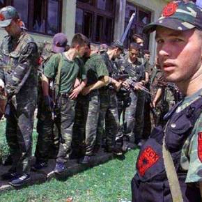 Με ξυπόλητους Τυφεκιοφόρους μας απειλεί ο Έντι Ράμα… Ενώ Λιποτακτούν Αξιωματικοί και Οπλίτες του Αλβανικού Στρατού! (Αποκαλυπτικοί οι διάλογοι&nbsp;Υπουργών)