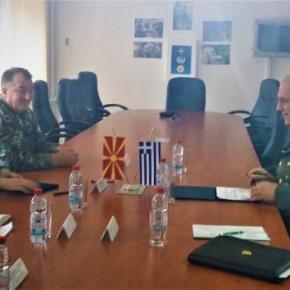 Ελλάδα – Σκόπια: Υπεγράφη το πρόγραμμα στρατιωτικής&nbsp;συνεργασίας