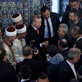 LIVE: Η δεύτερη ημέρα της επίσκεψης Ερντογάν – Σε μειονοτικό σχολείο ο Τούρκος&nbsp;Πρόεδρος