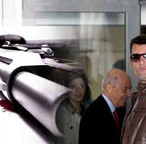 Aυτός είναι ο αστυνομικός που «καθάρισε» την οικογένειά&nbsp;του