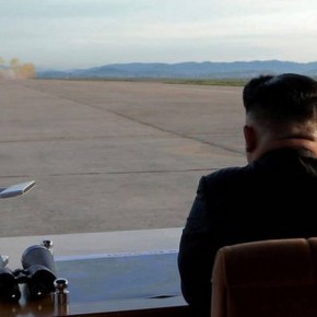 ΠΩΣ ΘΑ ΑΝΑΧΑΙΤΙΣΕΙ ΤΟ ΝΑΤΟ ΤΟΥΣ ΠΥΡΑΥΛΟΥΣ, ΑΝ Ο ΚΙΜ ΠΑΤΗΣΕΙ ΤΟ ΚΟΥΜΠΙ&nbsp;(PHOTOS)