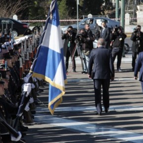 Μικροπολιτική και επιπόλαια&nbsp;κριτική