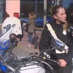 ΟΙ ΕΝΤΥΠΩΣΙΑΚΕΣ ΑΜΑΖΟΝΕΣ ΤΗΣ ΕΛ.ΑΣ. ΠΟΥ ΚΑΝΟΥΝ ΒΑΡΔΙΑ ΠΑΝΩ ΣΕ ΔΥΟ ΡΟΔΕΣ&nbsp;(VIDEO/PHOTOS)