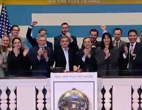 Ο Τσακαλώτος «χτύπησε» το καμπανάκι της&nbsp;Wall