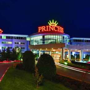 ΕΝΩ ΕΧΕΙ ΑΝΑΨΕΙ ΤΟ ΣΚΟΠΙΑΝΟ, ΤΟ ΚΑΖΙΝΟ ΤΗΣ ΓΕΥΓΕΛΗΣ ΓΝΩΡΙΖΕΙ ΜΕΓΑΛΗ… ΕΛΛΗΝΙΚΗ&nbsp;ΔΟΞΑ!