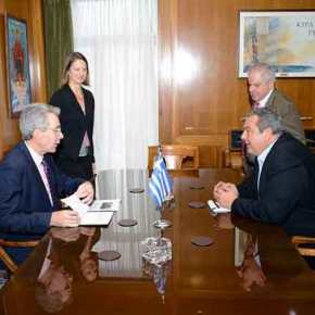 Τι εννοεί ο Αμερικανός πρέσβης όταν μιλά για “εμβάθυνση της αμυντικής συνεργασίας&nbsp;Ελλάδας-ΗΠΑ”