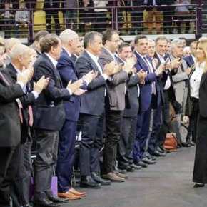 Αν ήμασταν κανονική χώρα, θα ήταν εικόνα από προαυλισμό στον&nbsp;Κορυδαλλό.