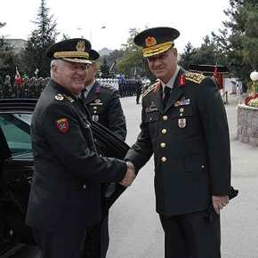 ΑΠΟ ΤΟ 1991 Η ΤΟΥΡΚΙΑ ΒΟΗΘΑΕΙ ΣΤΗΝ ΕΠΑΝΑΣΥΣΤΑΣΗ ΤΟΥ ΑΛΒΑΝΙΚΟΥ ΣΤΡΑΤΟΥ – ΟΙ ΝΑΥΤΙΚΕΣ ΒΑΣΕΙΣ ΤΗΣ ΤΟΥΡΚΙΑΣ ΣΤΗΝ&nbsp;ΑΛΒΑΝΙΑ