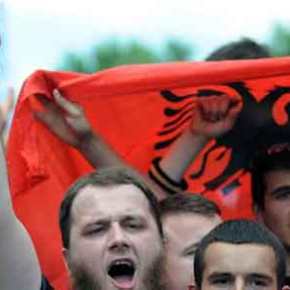 Τα Σκόπια οδεύουν προς… διχοτόμηση: Ο Γ. Ιβανόφ πραξικοπηματικά δεν αναγνώρισε την αλβανική&nbsp;γλώσσα