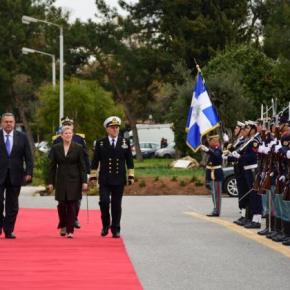 Συνάντηση Καμμένου με την αναπληρώτρια ΓΓ του ΝΑΤΟ –&nbsp;ΦΩΤΟ