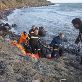 Συγκλονιστική μαρτυρία ψαρά στο Αγαθονήσι: «Έγκυος επέπλεε νεκρή, δίπλα της ένα&nbsp;παιδί»