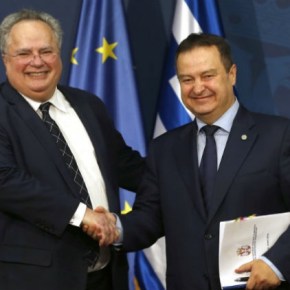 Με «όπλο» τον «ρεαλισμό» οι διαπραγματεύσεις Ελλάδας-ΠΓΔΜ