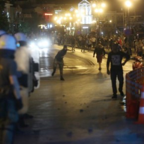 Πολλές συλλήψεις για τα επεισόδια στη&nbsp;Μυτιλήνη
