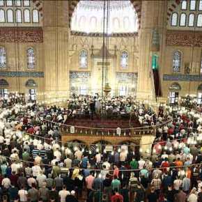 ΑΡΧΙΖΕΙ ΤΟ ΡΑΜΑΖΑΝΙ ΚΑΙ ΓΙΑ ΤΟΥΣ ΧΙΛΙΑΔΕΣ ΜΟΥΣΟΥΛΜΑΝΟΥΣ ΠΟΥ ΗΡΘΑΝ ΣΤΗΝ&nbsp;ΕΛΛΑΔΑ