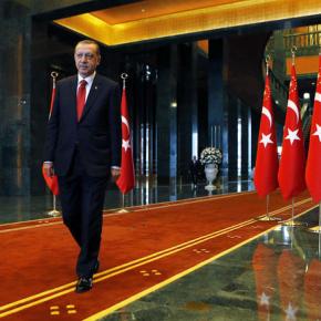 Eκλεισαν οι κάλπες στην Τουρκία: Η ώρα της αλήθειας για τον Ερντογάν.-Φωτογραφίες.-