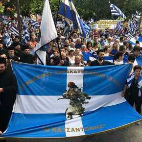 «Βούλιαξαν» οι πλατείες – Δεκάδες Ελληνες βροντοφώναξαν: «Κάτω τα χέρια από τη&nbsp;Μακεδονία»