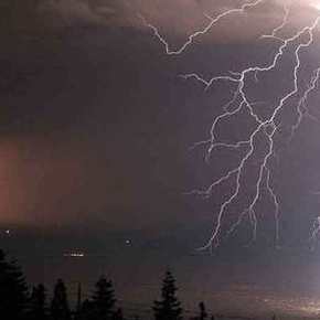 ΕΚΤΑΚΤΟ δελτίο επιδείνωσης καιρού: Ισχυρές καταιγίδες και χαλάζι θα σαρώσουν τη χώρα – Πού και&nbsp;πότε