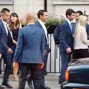 Φραστική επίθεση στον Τσίπρα στο Λονδίνο: «Προδότη, πούλησες τη Μακεδονία» [εικόνες &&nbsp;βίντεο]