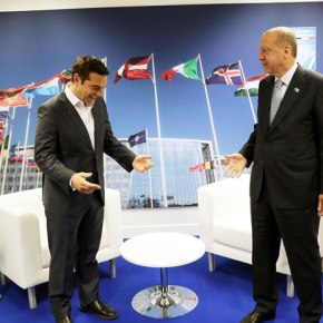 Είναι αυτή εικόνα Πρωθυπουργού; – Αμήχανος ο Τσίπρας μπροστά στον&nbsp;«Σουλτάνο»