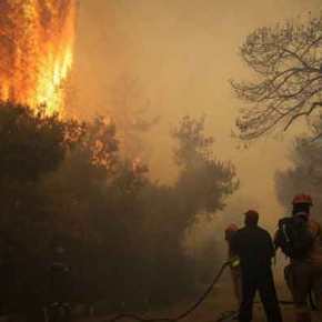 Φωτιές στην Αττική: Δείτε τις περιοχές που κινδυνεύουν να γίνουν «παγίδες&nbsp;θανάτου»