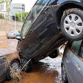 Στο έλεος της βροχής: Εικόνες καταστροφής στο Μαρούσι&nbsp;(video)