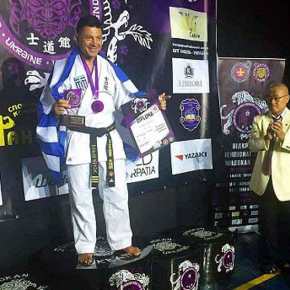 ΔΕΝ ΑΝΑΚΟΙΝΩΘΗΚΕ ΤΙΠΟΤΑ!!ΑΙΣΧΟΣ ΜΜΕ ΤΗΣ ΝΤΡΟΠΗΣ!!ΠΑΓΚΟΣΜΙΟΣ ΧΡΥΣΟΣ ΠΡΩΤΑΘΛΗΤΗΣ ΣΤΟ SHIDOKAN KARATE Ο ΝΕΑΡΟΣ ΠΥΡΟΣΒΕΣΤΗΣ ΑΝΤΩΝΗΣ&nbsp;ΒΟΓΙΑΤΖΗΣ!!