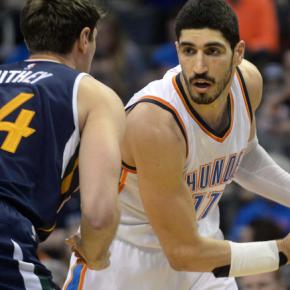 Τούρκος μπασκετμπολίστας του NBA μαζεύει χρήματα για τους&nbsp;πληγέντες!