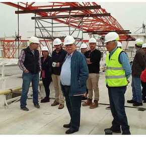 ΔΕΝ ΜΠΟΡΕΙ ΝΑ ΣΥΜΒΑΙΝΕΙ….!! Τρελαθείτε…!!! Φτιάχνουν ΠΙΣΙΝΑ Ολυμπιακών διαστάσεων ΣΤΗΝ ΒΟΥΛΗ και μες χρεώνουν με 1,5 εκατομμύριο Ευρώ για να κάνουν τα μπανάκια τους χαραμοφάηδες…!!!