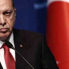 Ρ.Τ.Ερντογάν: «Μην ανησυχείτε ο Θεός είναι μαζί μας – Αφήστε τους Αμερικανούς με τα δολάριά&nbsp;τους»