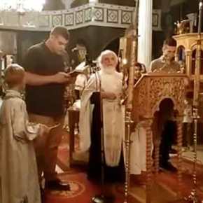 Ρίγη συγκίνησης: Δημήτρης Κούκλατζης και Άγγελος Μητρετώδης ψέλνουν τη Υπερμάχω&nbsp;(βίντεο)