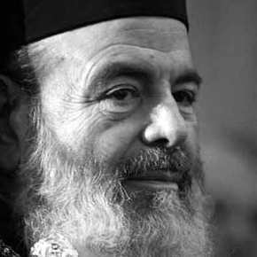 Η πρόβλεψη του Μακαριστού Χριστόδουλου: «Θα μας μετατρέψουν σκόπιμα σε φτωχούς, και θα μας κυβερνούν πλούσιοι&nbsp;τραπεζίτες»!