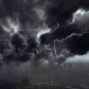 Ραγδαία αλλαγή του καιρού: Θυελλώδεις άνεμοι και βροχοπτώσεις θα σαρώσουν τη χώρα – Μέχρι και 9 μποφόρ στο&nbsp;Αιγαίο