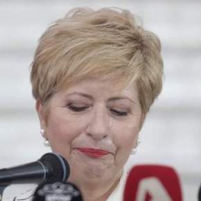 «Ζήτω η Μακεδονία» φώναξε με δάκρυα η νέα Υφυπουργός Άμυνας Μαρία Κόλλια&nbsp;Τσαρουχά