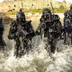 Shayetet 13: «Όπως η νυχτερίδα αναδύεται στο&nbsp;σκοτάδι»