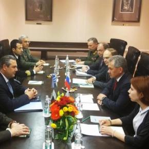 ΥΠΕΘΑ: Δεν υπάρχει θέμα ακύρωσης του ταξιδιού στη&nbsp;Μόσχα