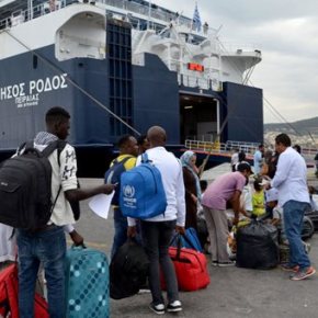 Μυτιλήνη: 230 πρόσφυγες αναχώρησαν για τον&nbsp;Πειραιά